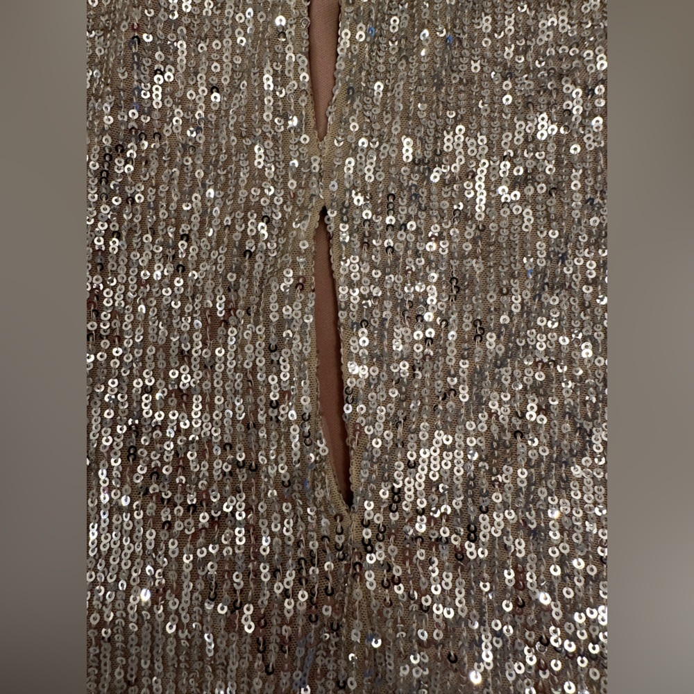 NONCHALANT LABEL, Asymmetrical Sequin Top Size M - Picture 9 of 14